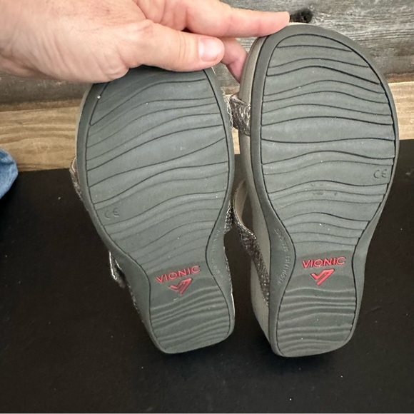 Vionic Ellie Metallic Pewter Snake Slip In Sandals Ladies Size 8 Arch Support - Picture 8 of 10